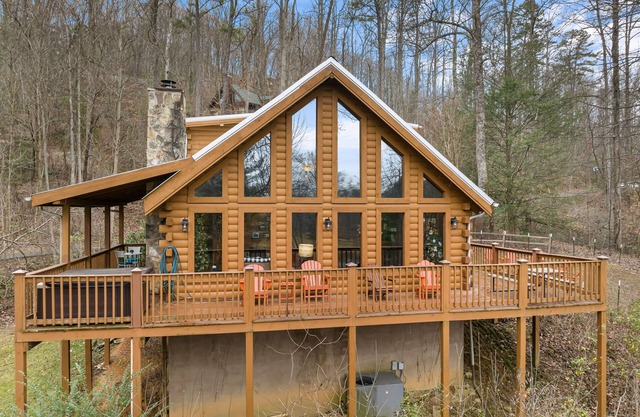 Wears Valley Area*Close to Pigeon Forge*Private*Dog Friendly
