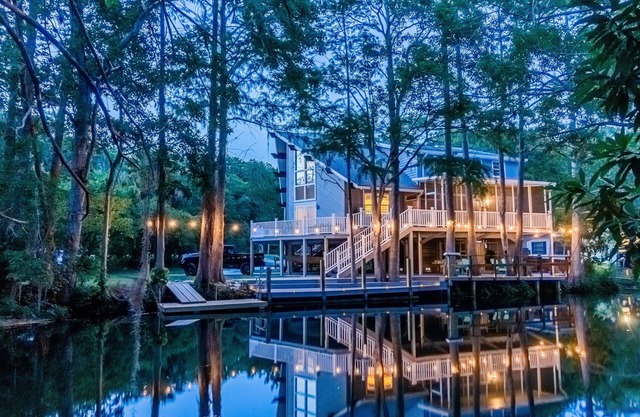 Weeki Vibes: close to Activities-Kayaks included!
