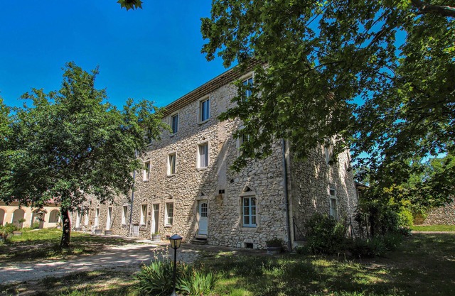 Welcome to the south of the Drôme Provençale!