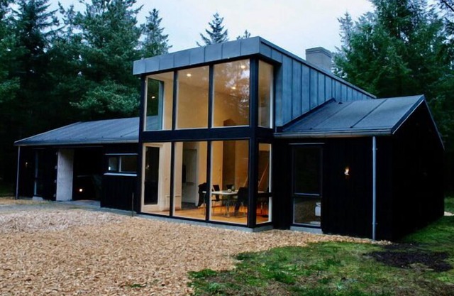 Welcome to a nice, large holiday home with SPA. The house is located by.