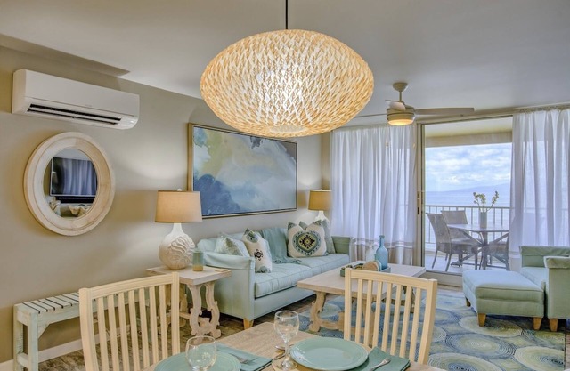 Welcome to Azure Bay, luxury oceanfront condo