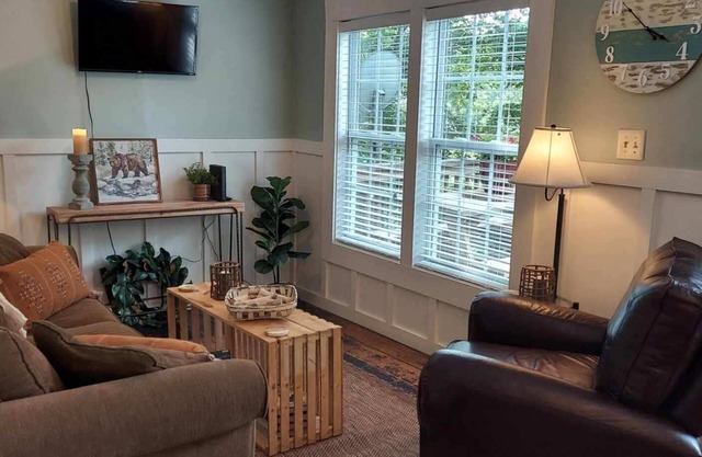Welcome to Black Rock Hideaway, a secluded home near Clayton, GA.