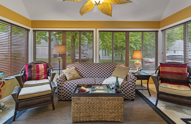 Welcome to Coastal Cabana!