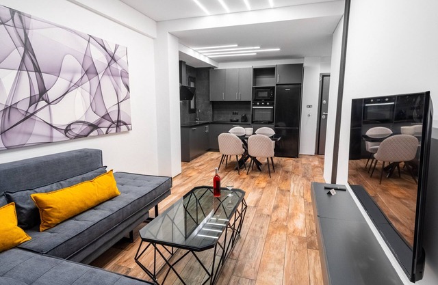 Welcome to our brand new urban retreat in the heart of Athens! nn