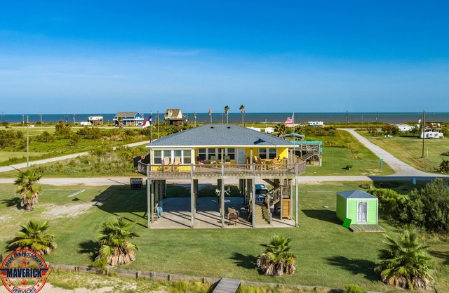 Welcome to the Krusty Krab on Rollover Bay