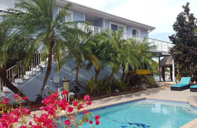 Welcome To The Best Catch In Key Largo On The Water and Private Pool