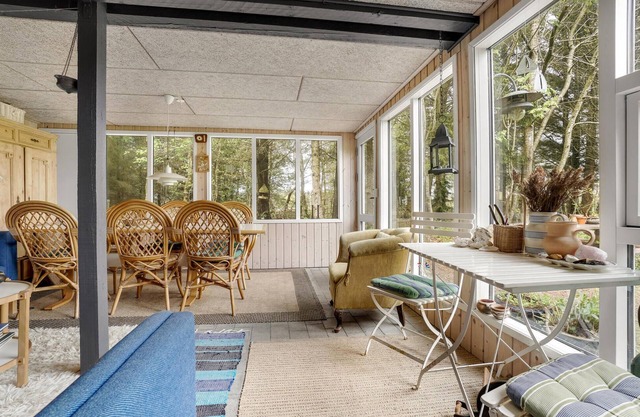 Welcome to this cozy cottage in quiet and picturesque surroundings near the Limfjord.
