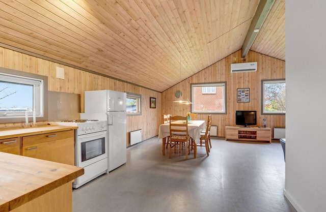 Welcome to this lovely holiday home in a rural setting, close to Denmark's oldest town, Ribe.