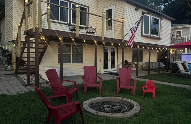 Welcoming 3-bedroom cottage on Hess Lake near Smugglers at North Shore