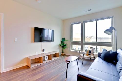 Well-Appointed Stay - Gym, Lounge & Modern Comfort