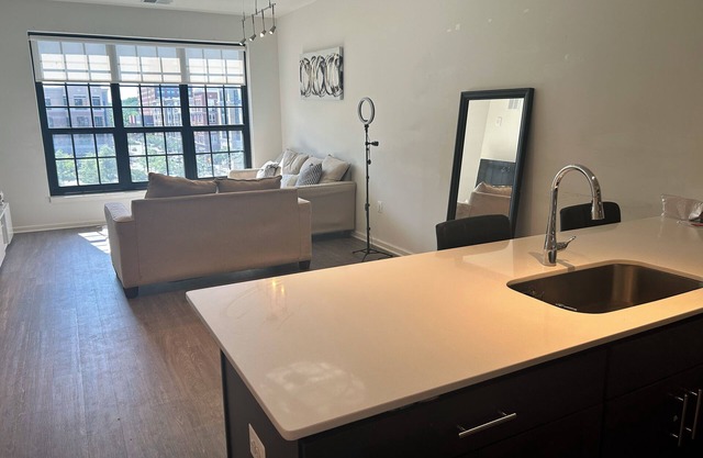 Well furnished apartment located in Owings Mills.