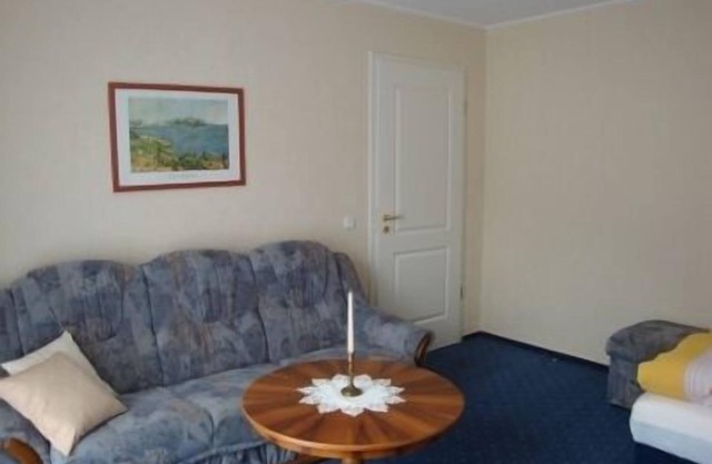 well-kept one-room apartment for 2-3 persons