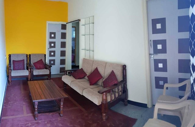 Well located 2BHK Flat in 2nd Floor, Independent House Preview listing