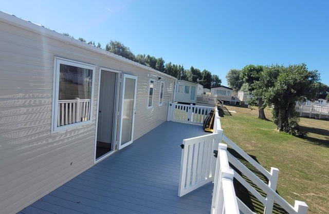 Well Presented 3 bed with large veranda @ Seal Bay Resort(Formerly Bunn Leisure)