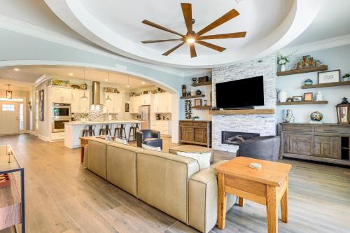 West ATL Home with Great Outdoor Space 4 Mi to Dtwn