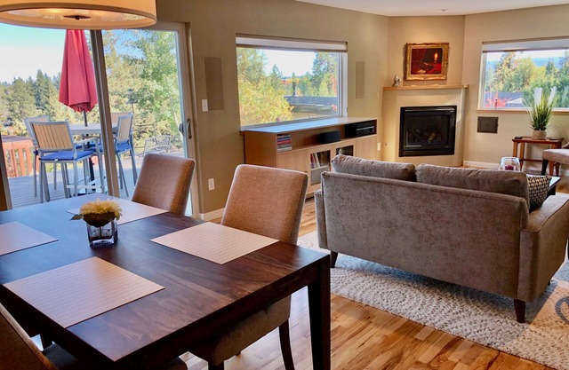West Side Hill House with View Walking Distance to Downtown & Recently Remodeled