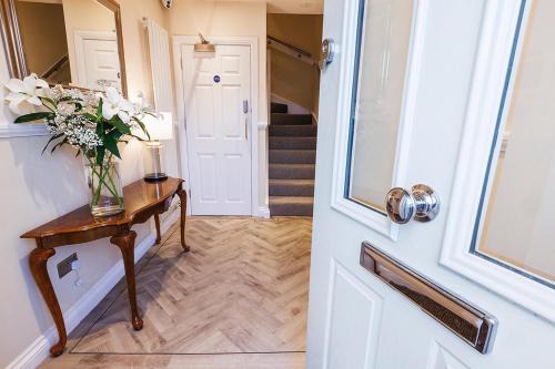 Westwood Boutique Aparthotel By Birch Stays