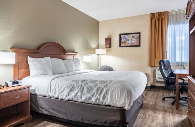 Wexford Inn & Suites