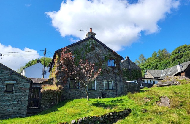 Wheelwrights House - Two Bedroom House, Sleeps 4
