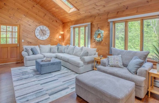 White Mountain Retreat in Sugar Hill- updated home