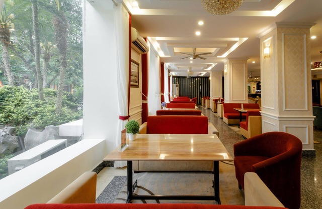 White Palace Thai Binh Hotel 1