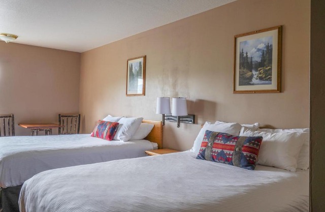 Whitewater Inn