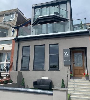Willshaw Suites for families over 25 only