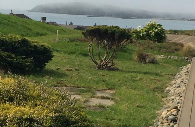 Windsong - Romantic Retreat with Ocean View and Hot Tub located near 14th green.