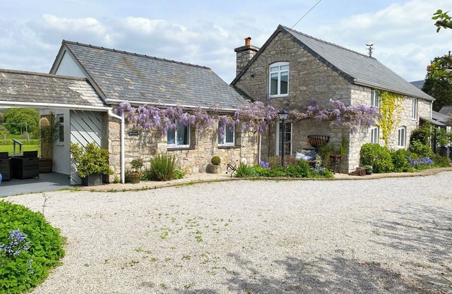 Wisteria Lodge at The Shipon