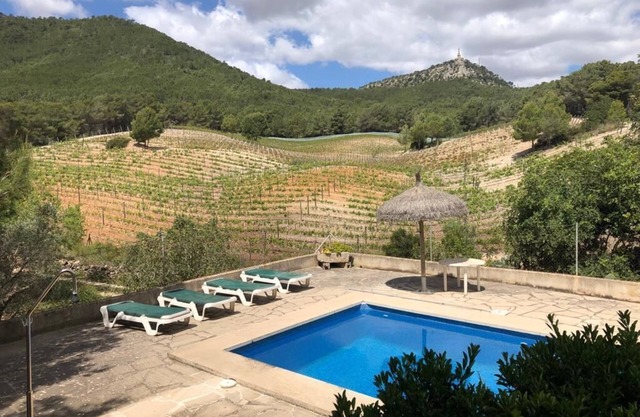Wonderful and quiet Mallorcan finca in an incomparable setting