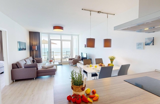 Wonderful, bright sea view vacation apartment in Südkap Pelzerhaken