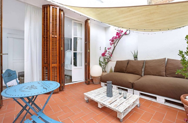 Wonderful duplex with terrace in Gracia