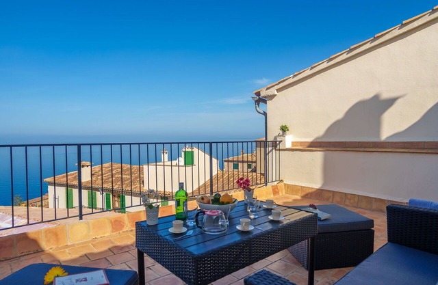 Wonderful private villa for 6 people with A/C, WIFI, TV and terrace
