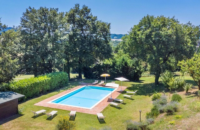 Wonderful private villa with WIFI, private pool, TV, terrace, pets allowed, panoramic view, parking