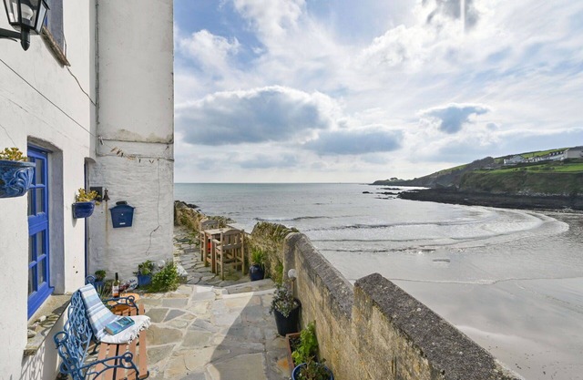 Wonderful private villa for 4 guests with WIFI, TV, patio and pets allowed