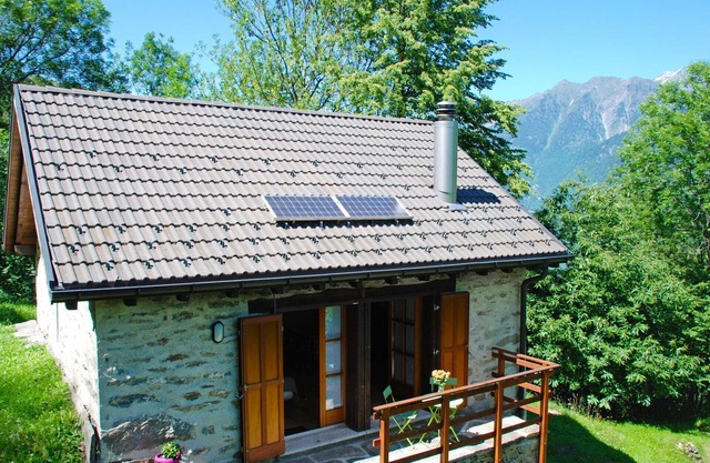 Wonderful private villa for 4 guests with terrace, panoramic view and parking