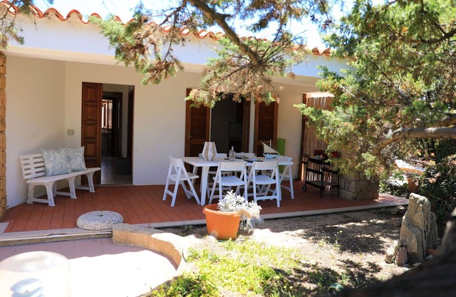 Wonderful private villa for 6 guests with TV and parking