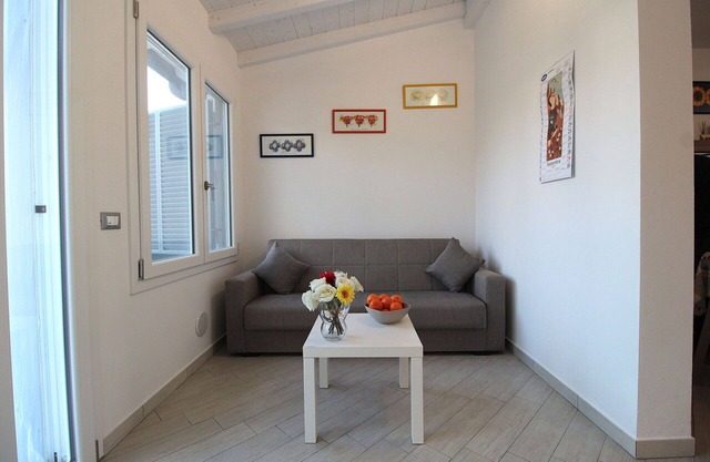 Wonderful villa for 6 people with A/C, WIFI, TV, terrace, pets allowed and parking