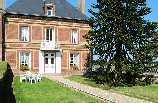 Wonderful villa for 6 people with WIFI, TV, pets allowed and parking