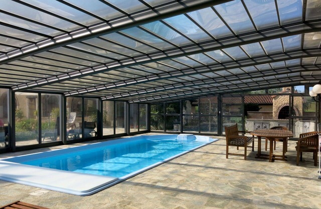 Wonderful villa for 4 people with WIFI, pool, TV, terrace and parking