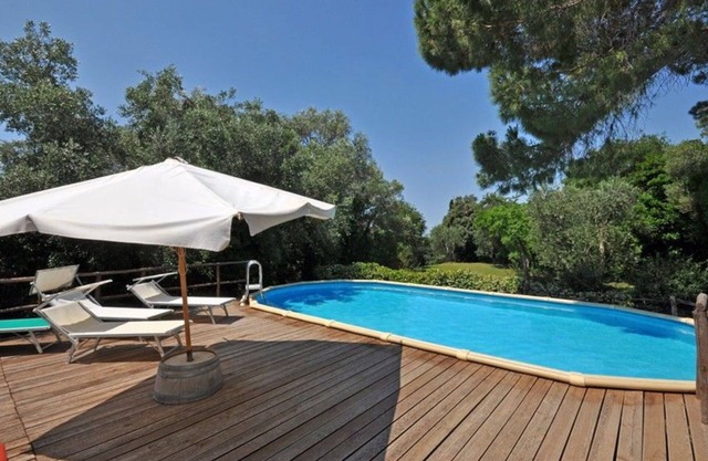 Wonderful villa for 13 people with WIFI, private pool, TV, pets allowed, panoramic view and par.
