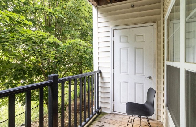 Wonderful Woburn 2BR w/In-Unit W/D, close to Restaurants, by Blueground