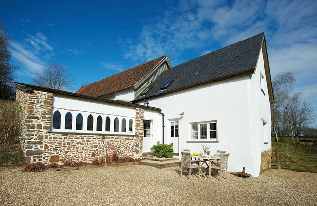 Woodland Cottage, South Moulton, a beautiful, spacious cottage on two floors in a private location