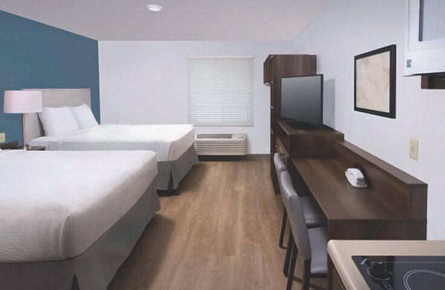 Woodspring Suites Rochester Greece