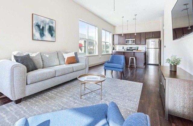 Work & Relax | Cozy 1BR Apt + High-Speed WiFi