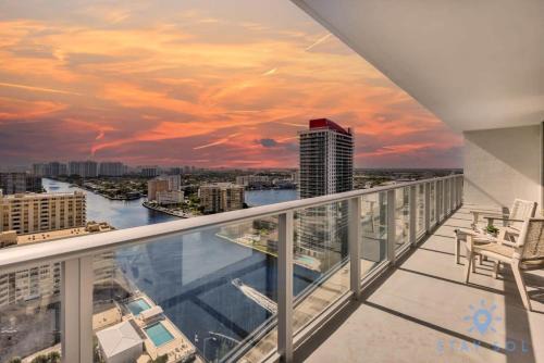 Wrap Around Balcony Insane Views Amazing Pools