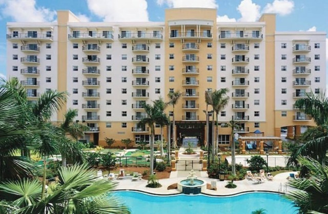 Wyndham Palm-Aire Resort Studio with Full Kitchen and Family-Friendly Amenities