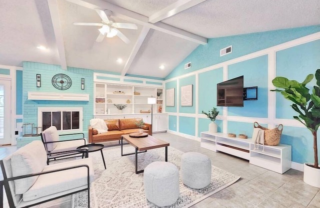 XVP1 - Bankside · Quiet Location|Full Kitchen|Parking|Cute Backyard