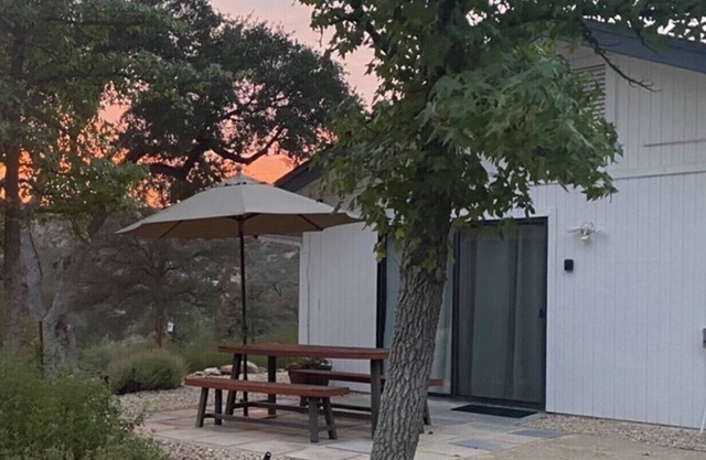 Yosemite Lakes Guest Suite