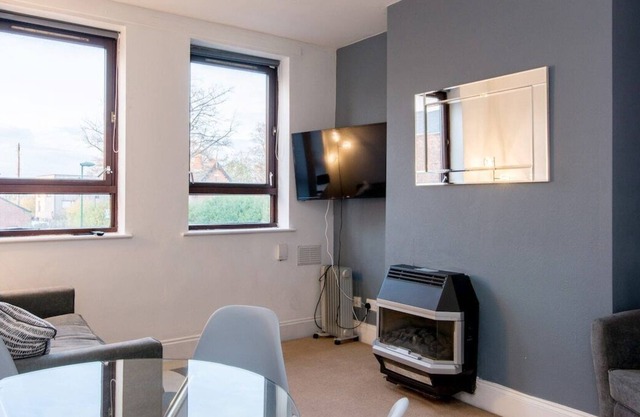 You’ll love putting your feet up in the lounge area, complete with Smart TV and snug sofa space